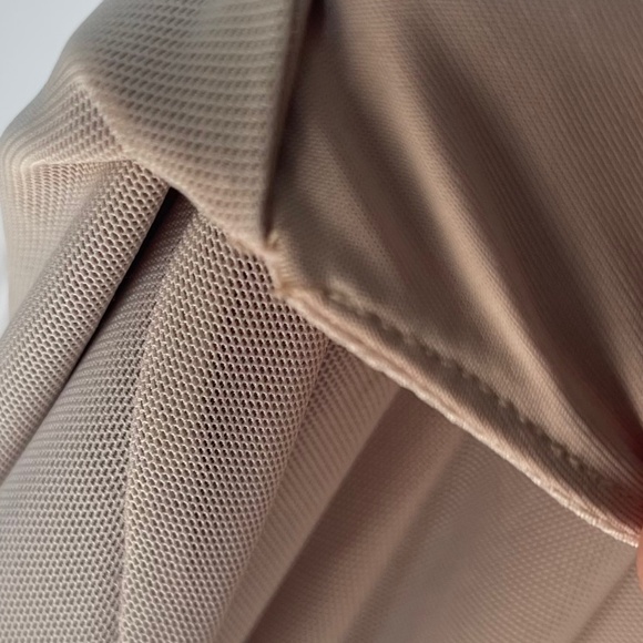 Workhall Cream Dress Size Small - Picture 7 of 7